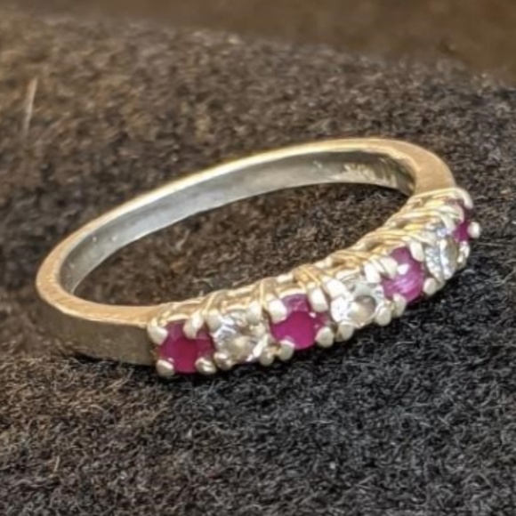 SOLD Sterling Ring with stones - Picture 7 of 8